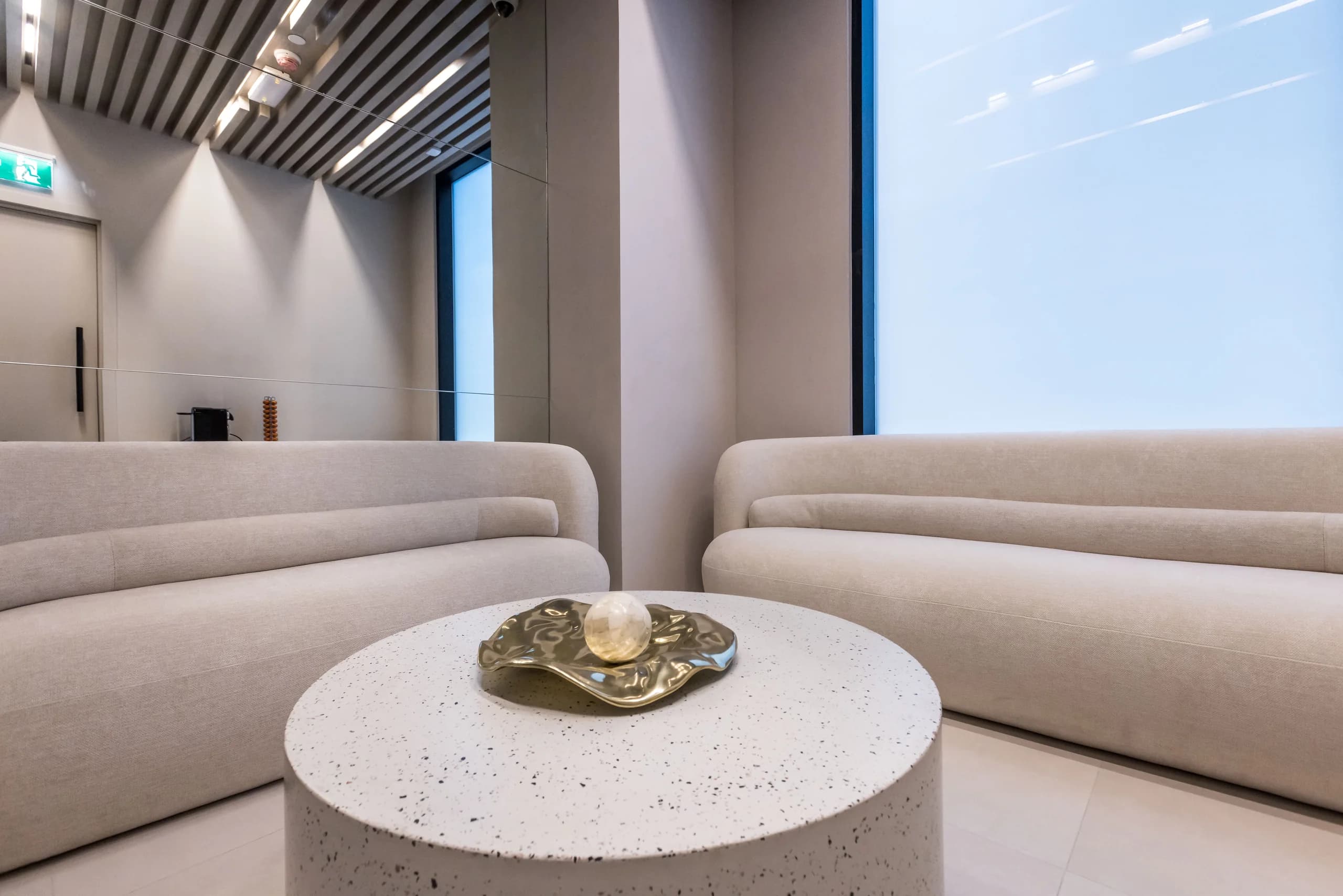 داخل HBS Privé الخليج التجاري
